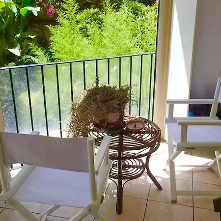 Mezzanino Con Patio E Archi A Vela