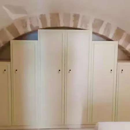 アパート Mezzanino Con Patio E Archi A Vela